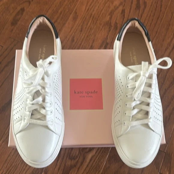 - NWT Kate spade sneaker - Picture 13 of 14